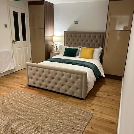 Entire Studio Flat Manchester Exterior photo